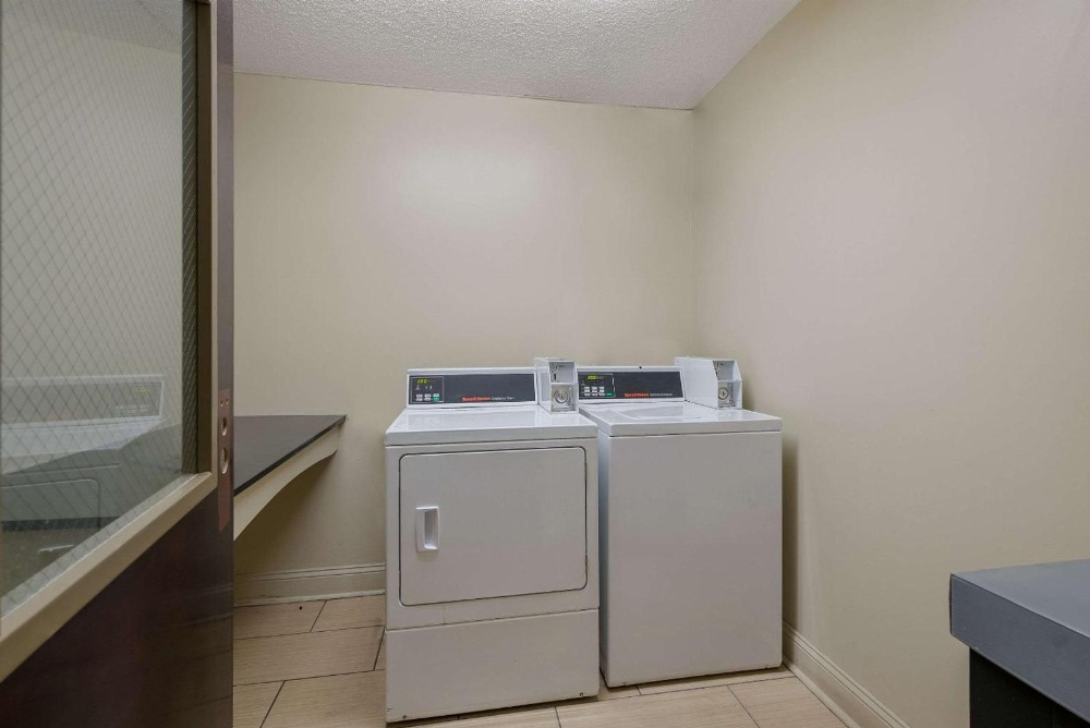 Comfort Inn Fayetteville I-95 Main image